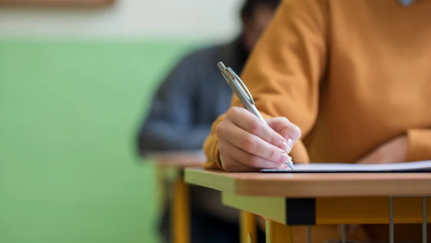 BAC 2025, proba la alegere a profilului și specializării. Subiectele și baremul de corectare au fost publicate