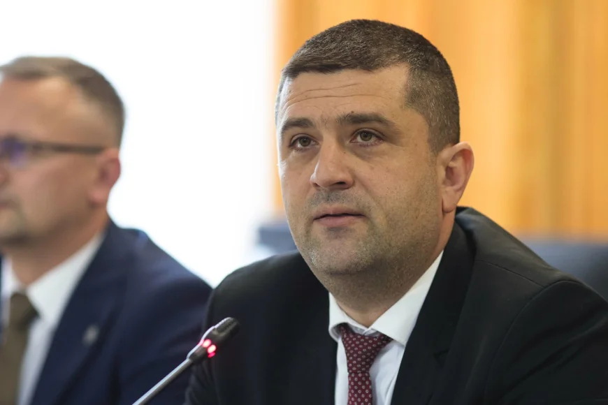 Radu Miruță, despre alunecarea de teren de la cariera Tismana: „20 hectare de pădure au îngropat linia de transport cărbune T4” / „Presiune mare pe oameni să tacă”