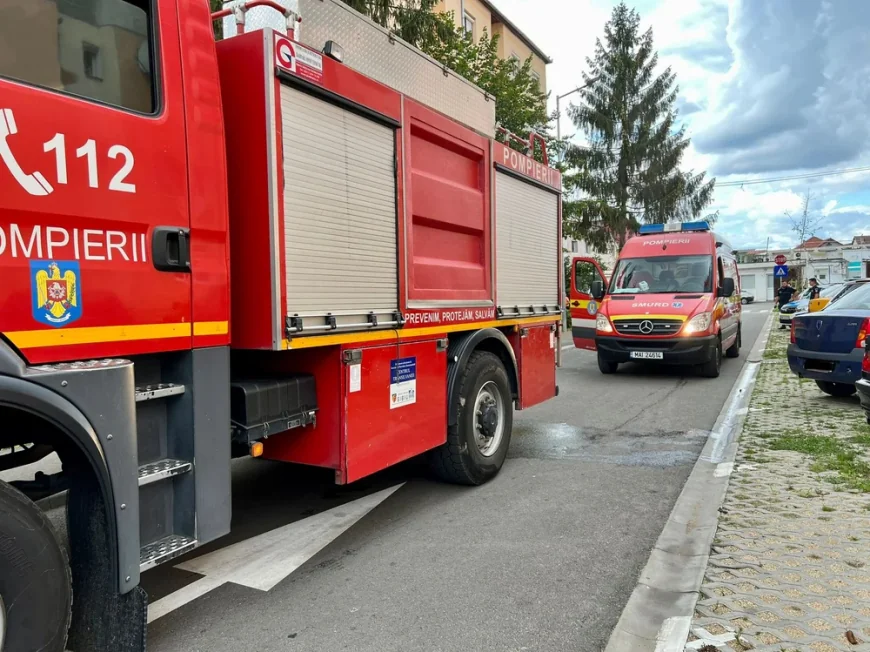 Accident cu cinci persoane implicate pe DN 7, la ieşire din Boiţa: Traficul, blocat. Coloane de autovehicule în ambele direcții