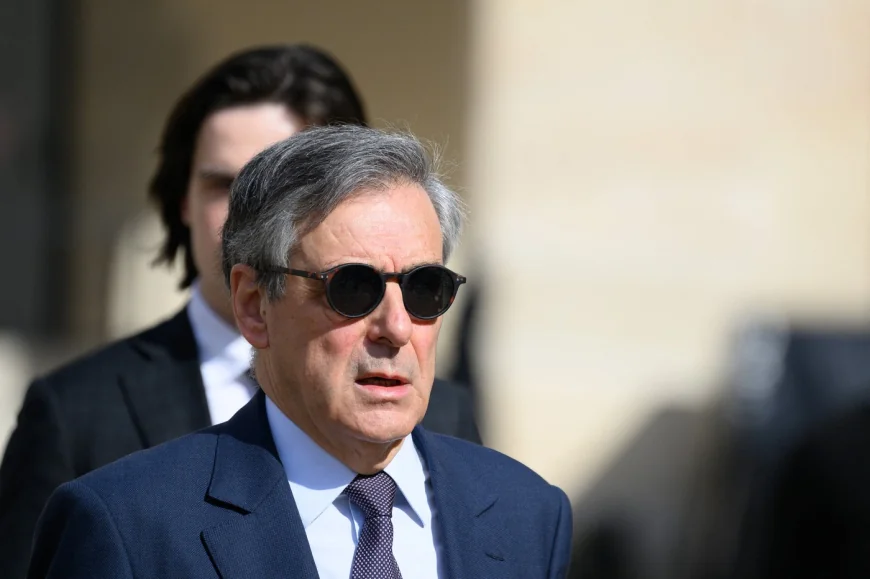 Un fost premier francez, condamnat definitiv pentru angajări fictive. Beneficiara era chiar soția sa
