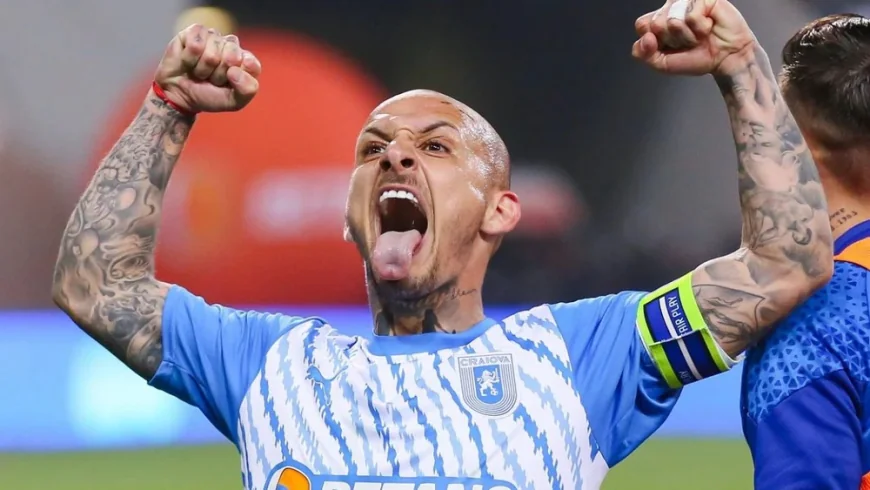 Olteni cu două fețe: Craiova spune că vrea titlul, dar își vinde cel mai bun fotbalist. Antrenorul Mirel Rădoi, lăsat cu buza umflată