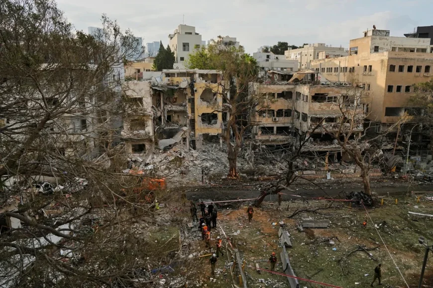 Israelul exclude negocierile cu Iranul și promite continuarea bombardamentelor „până când vor fi atinse obiectivele”