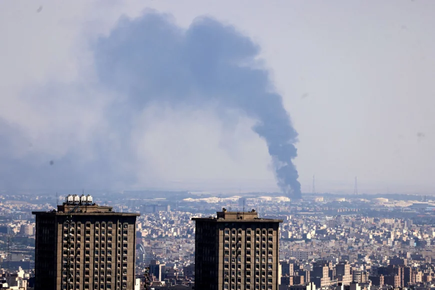 Războiul Israel - Iran, ziua 7. Explozii la Tel Aviv și Ierusalim. Spital lovit de rachete, 40 de răniți. Reactor iranian, bombardat