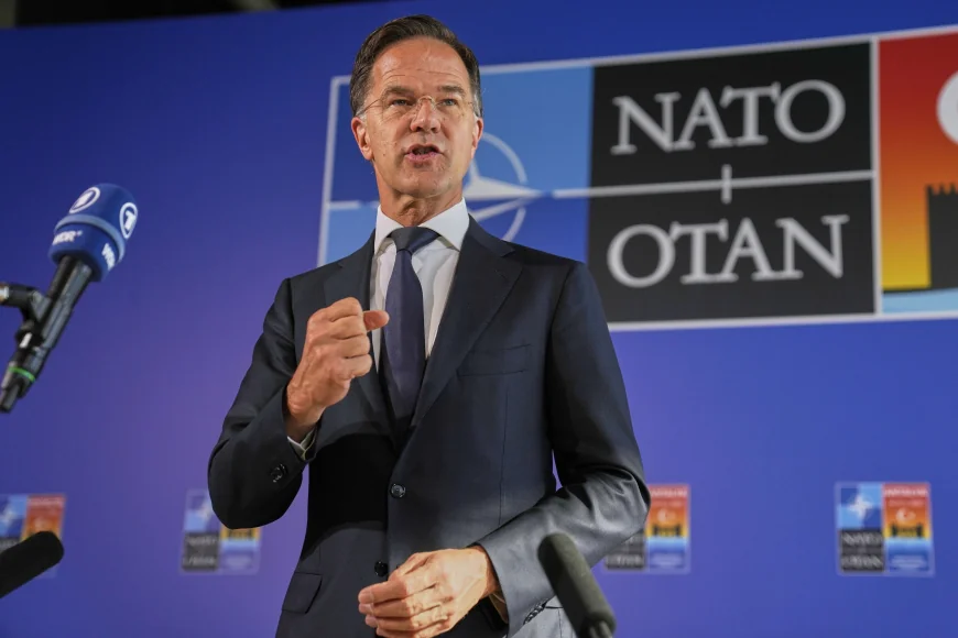Proaspăt sosit în fruntea NATO, Mark Rutte a demarat o politică de restructurare de posturi la sediul din Bruxelles al Alianței