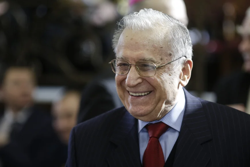 Ion Iliescu explică de ce l-a felicitat pe Nicușor Dan după alegerile prezidențiale: „M-aș fi bucurat să fi câștigat un candidat PSD”