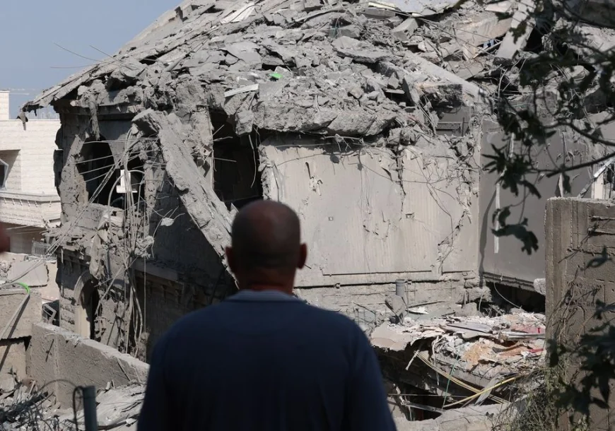 „Au cântat despre moartea familiei mele”. La câteva minute după ce o rachetă iraniană i-a ucis rudele, un tată a auzit un cântec al inamicilor care expune diviziunea din societatea israeliană