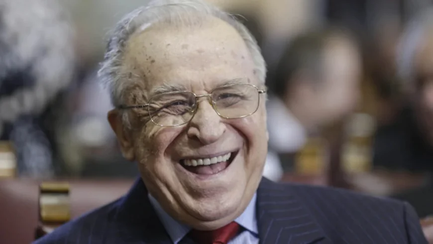 Starea de sănătate a lui Ion Iliescu este stabilă, însă are nevoie în continuare de suport respirator