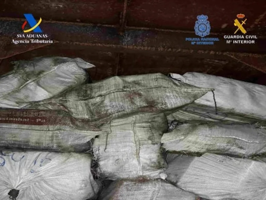 Români arestați la Valencia într-o operațiune antidrog. Descinderi în forță la o rețea care racola distribuitori de stupefiante