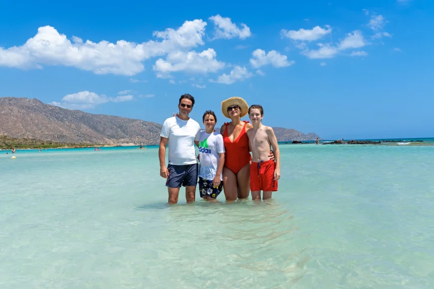 Copiii nu-ți strică vacanța! Dimpotrivă. Experiența și ponturile „Familiei HaiHui”