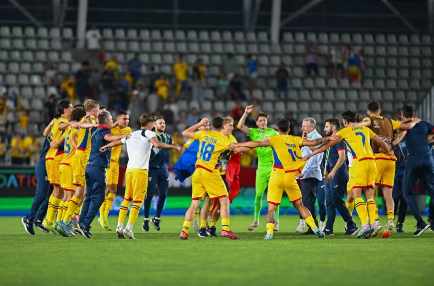 Echipa U19 a României, performanță extraordinară și telefoane mobile confiscate pentru un motiv greu de crezut