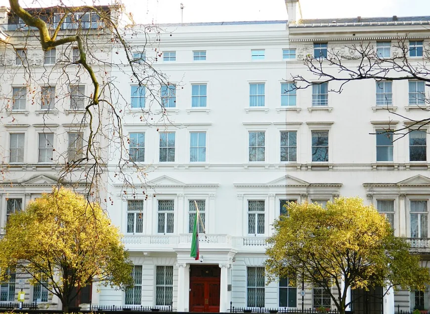 Șapte iranieni acuzați de agresiuni grave la Londra, după un incident la ambasada Iranului