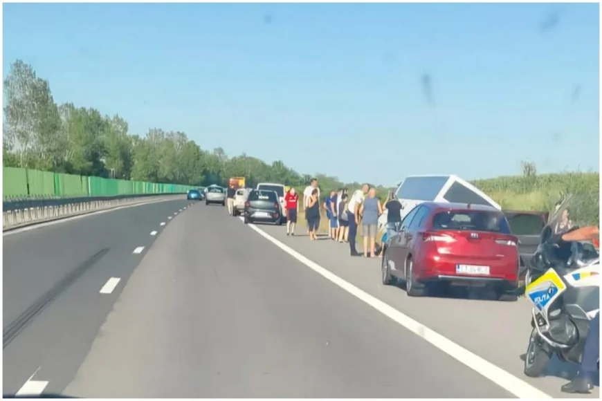 Un autocar plin cu copii s-a răsturnat pe autostrada A2. A fost activat Planul Roşu de Intervenţie
