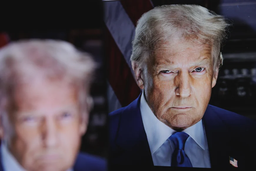Semnele că Donald Trump împinge SUA spre autoritarism. „Se mișcă cu o viteză cu adevărat alarmantă”