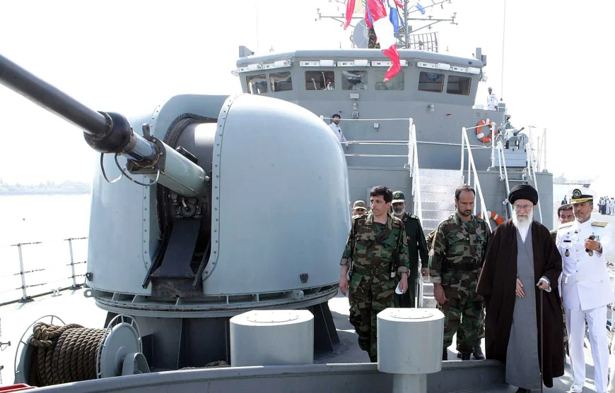 Cât de puternică e Marina Iranului, care amenință că va închide Strâmtoarea Hormuz? Cel mai plauzibil scenariu și ce opțiuni au pe masă SUA