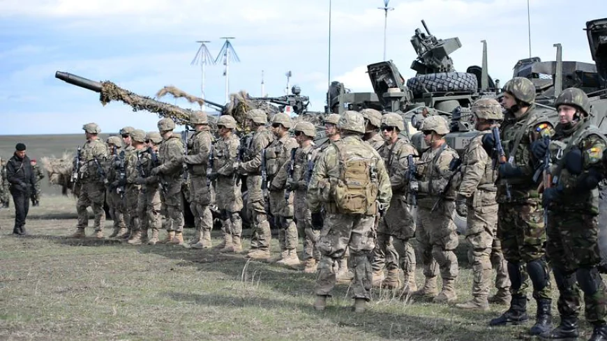 SONDAJ Cei mai mulți români susțin armata obligatorie și creșterea cheltuielilor militare, într-o Europă ce se pregătește de război / Cum văd politicile lui Trump