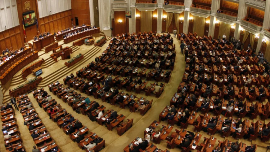 Plenul reunit al Parlamentului votează noul Guvern. Ilie Bolojan: Ordine în finanțele publice, bună guvernare, respect pentru cetățeni