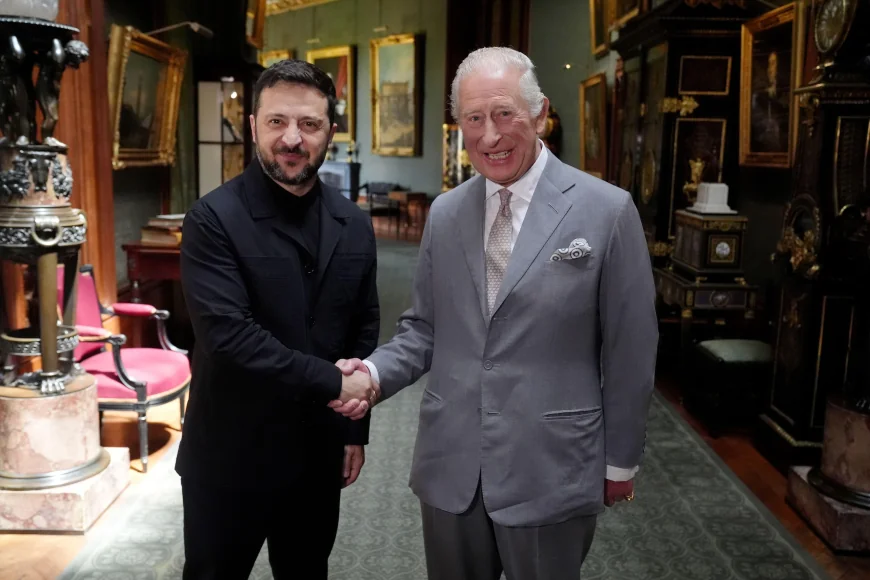 Volodimir Zelenski, vizită în Marea Britanie. Președintele ucrainean s-a întâlnit și cu regele Charles al III-lea la Windsor