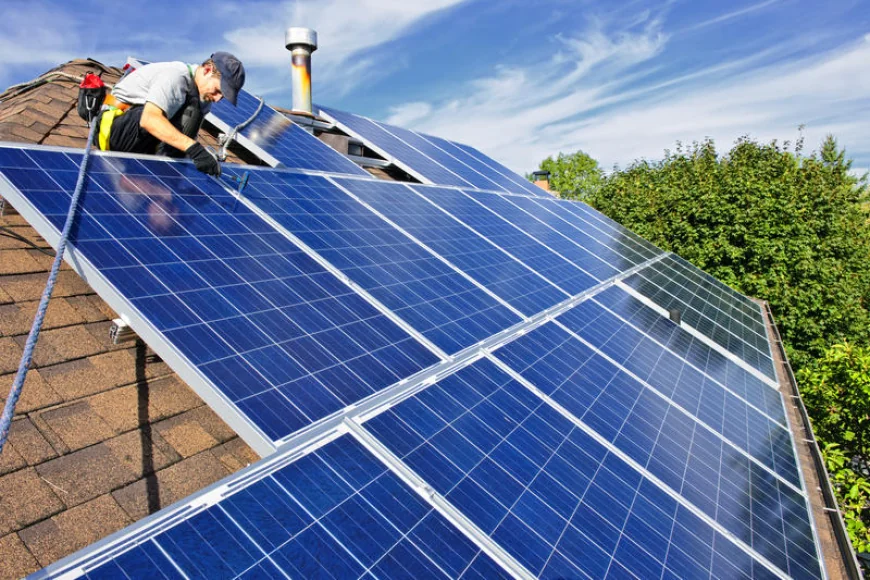 Asociația Prosumatorilor cere menținere TVA la 9% pentru panouri fotovoltaice / „Singura soluție realistă pentru reducerea facturii”
