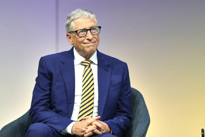 FOTO Bill Gates s-a întâlnit pentru prima oară cu bărbatul considerat timp de decenii cel mai mare rival al său