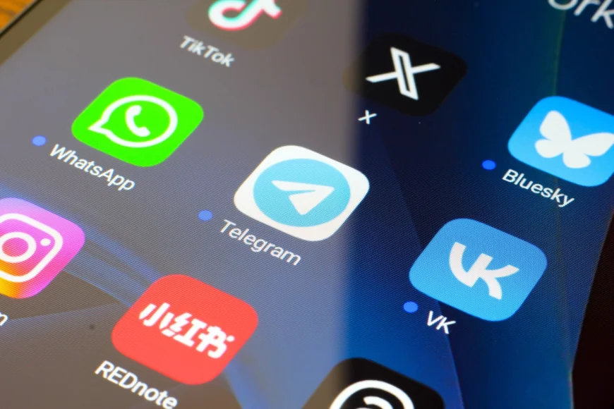 Vladimir Putin a autorizat crearea unei aplicaţii de mesagerie de stat, pentru a înlocui WhatsApp şi Telegram în Rusia