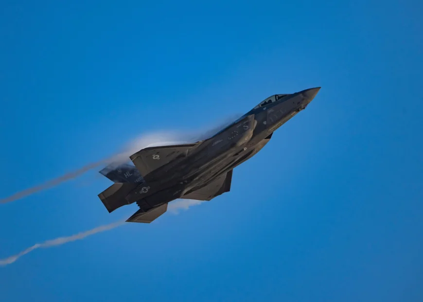 Marea Britanie va cumpăra avioane F-35A cu capacitate nucleară. Reacția lui Mark Rutte