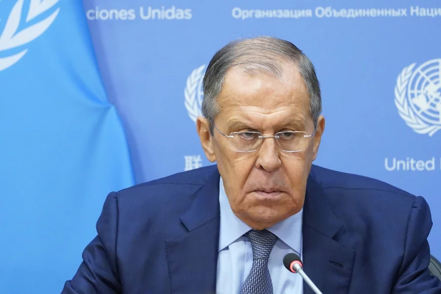 „Ceasul Apocalipsei se apropie tot mai mult de miezul nopții”, avertizează Serghei Lavrov