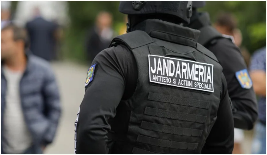 Bătaie cu sabia, cuţitul şi ranga pe o stradă din Ploieşti. Doi bărbaţi şi o femeie, săltaţi de jandarmi