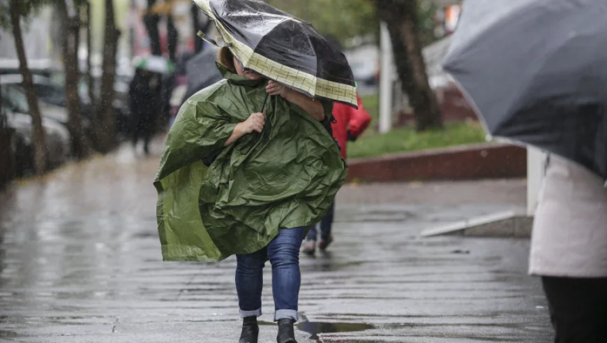 Cod galben de vânt în estul României. Săptămâna începe cu un cod galben de caniculă