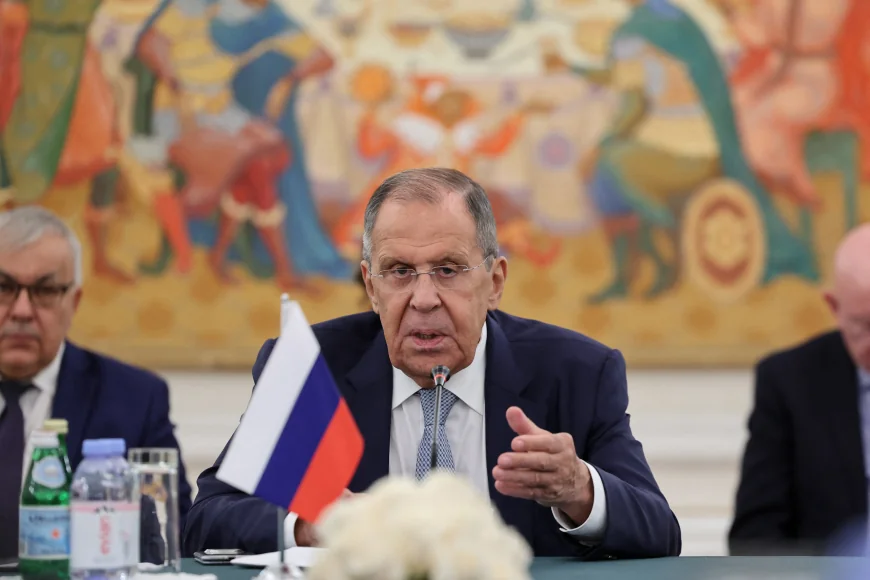 Lavrov spune că „Occidentul nu va învinge Rusia, folosindu-se de Ucraina pe post de berbec”