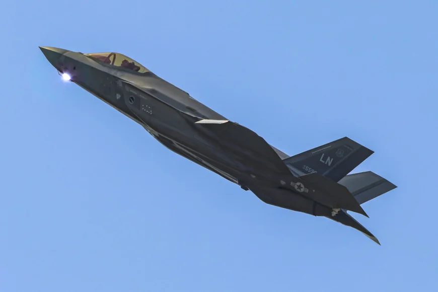 Achiziția a zeci de avioane americane de vânătoare F-35 s-a transformat în scandal în Elveția, după ce SUA au cerut mai mulți bani