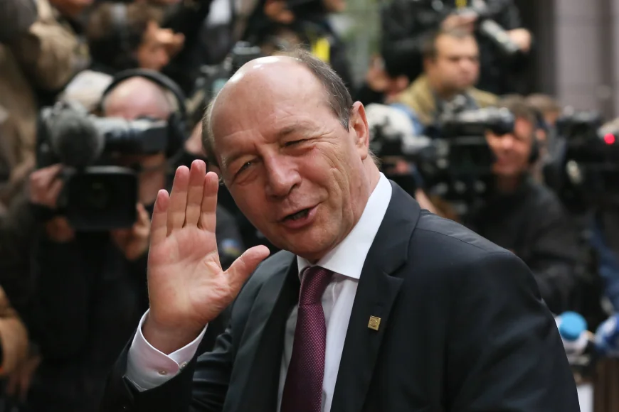 Traian Băsescu și-ar putea recâștiga privilegiile de fost președinte. Decizia luată de CCR