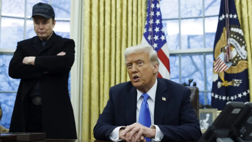 Donald Trump nu exclude expulzarea lui Elon Musk. „Ar trebui să-şi închidă prăvălia şi să se întoarcă acasă în Africa de Sud”