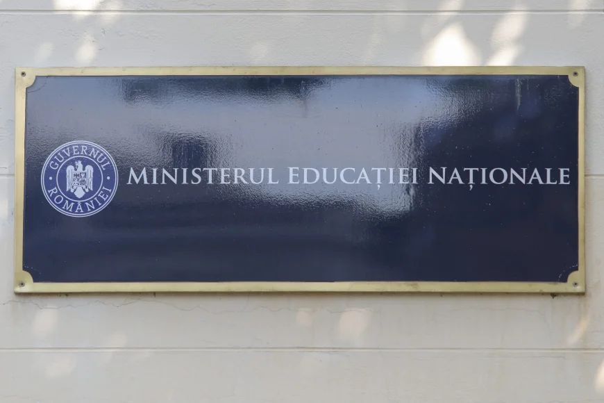 În ultimii doi ani şcolari, cele mai multe burse acordate au fost sociale şi de merit (Studiu)