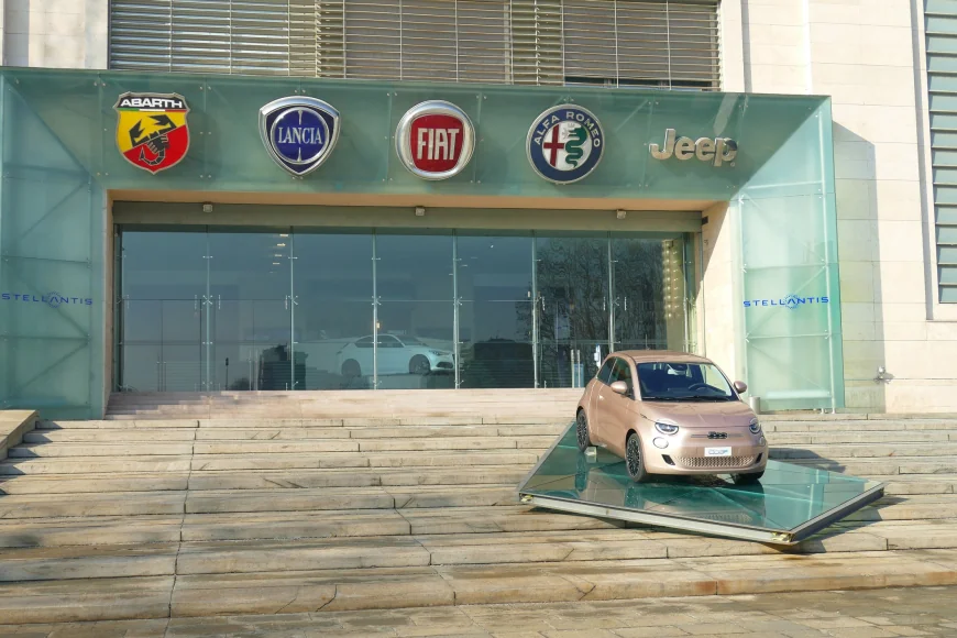 Unul dintre marii producători auto avertizează că și-ar putea închide fabricile din Europa din cauza reglementărilor UE