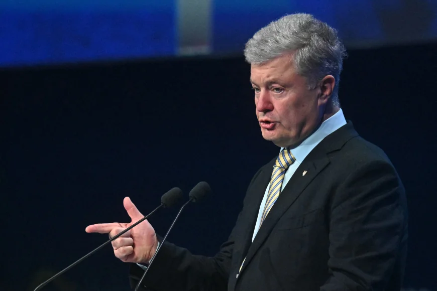 Se ascut cuțitele în politica din Ucraina. Petro Poroșenko îl acuză pe Volodimir Zelenski de „autoritarism” și „greșeli foarte grave”
