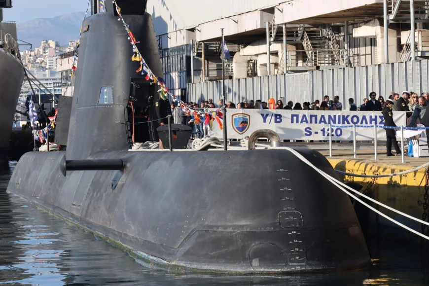 Grecia vrea să cumpere cel puțin patru submarine noi pentru a face față provocărilor Turciei