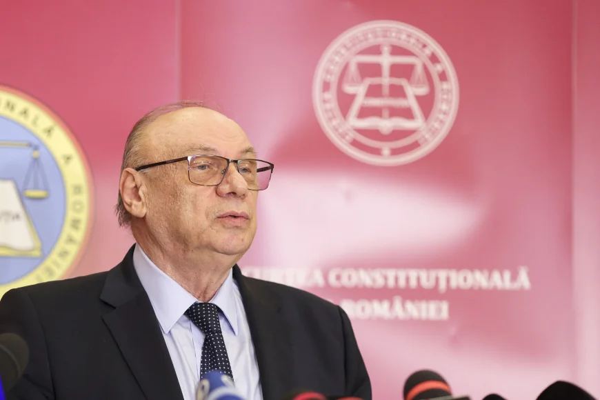 Veniturile uriașe ale judecătorilor CCR care vor și „primă de pensionare”. Ce salariu are șeful Curții, Marian Enache