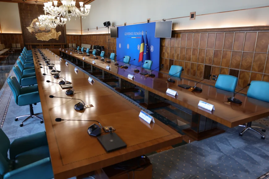 Patru miniștri explică taxele și impozite anunțate de premierul Bolojan, într-o conferință de presă, la ora 14.30