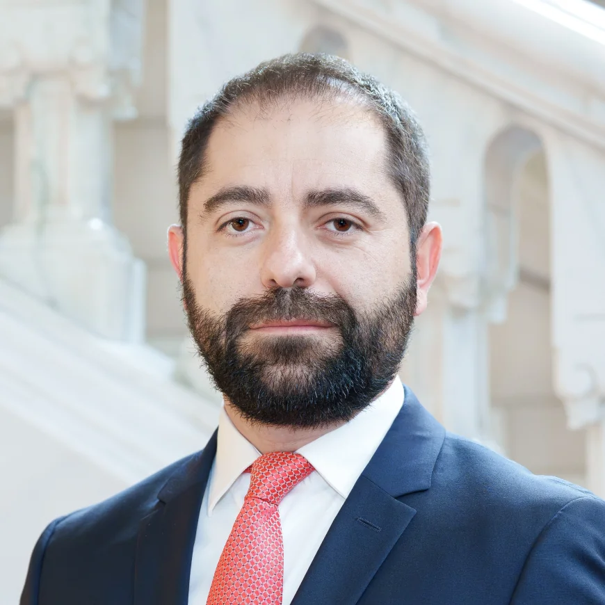 Radu Burnete, despre reformele Guvernului și datoria uriașă a României. „Unul din trei lei cheltuiți este împrumutat”