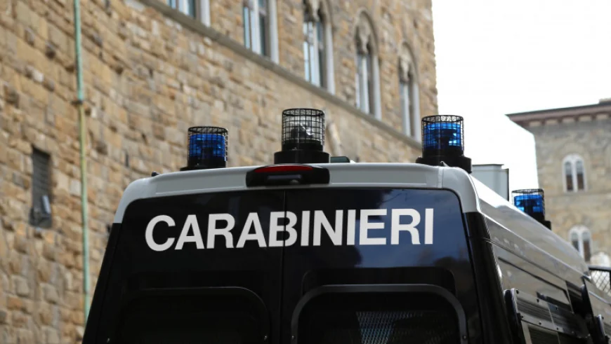 Un român din Italia a căzut de la balcon după ce și-a atacat soacra și partenera care tocmai îl părăsise