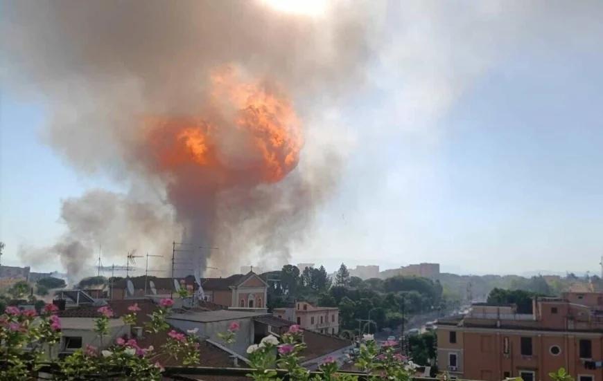 Explozie uriașă în Roma: Mai multe persoane au fost rănite după ce o benzinărie a sărit în aer