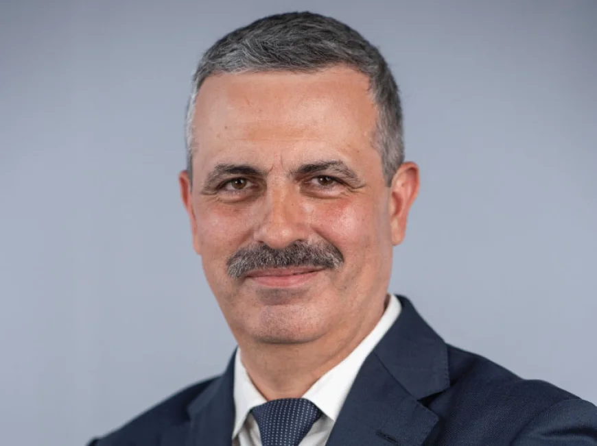 Piața de fuziuni și achiziții din România a înregistrat în primul semestru al anului 122 de tranzacții cu o valoare cumulată de peste 2,7 miliarde euro, în creștere față de aceeași perioadă a anului trecut