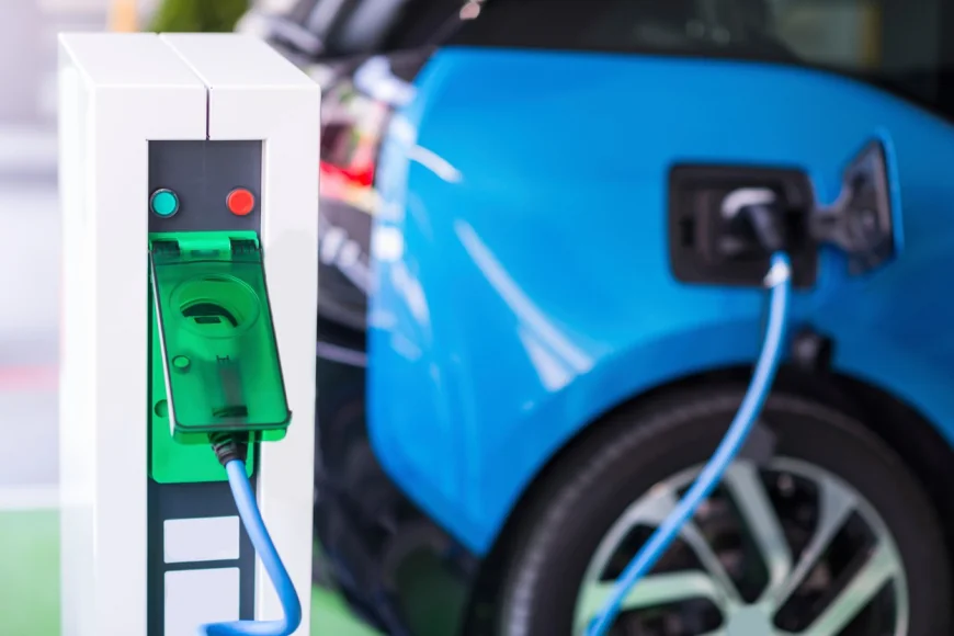 Sfârşitul unei ere. SUA taie subvenţiile pentru maşini electrice începând cu 30 septembrie