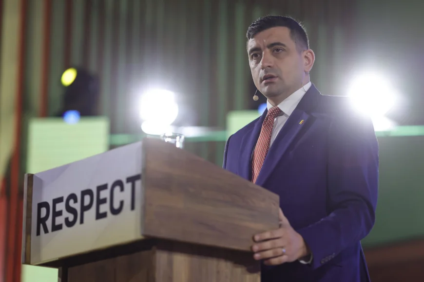 George Simion face sondaj pe Facebook după ce a anunțat o moțiune de cenzură împotriva Guvernului Bolojan: „Dacă pică, vreți să mai atacăm la CCR măsurile fiscale?”