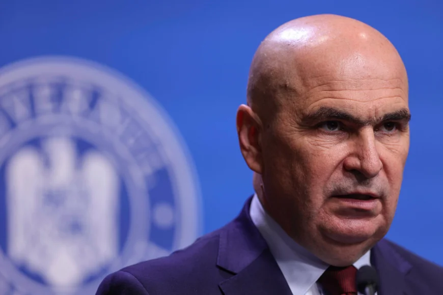 Cine îl va consilia pe Ilie Bolojan pe probleme de politică externă. A terminat mai multe facultăți și a fost decorat de Klaus Iohannis