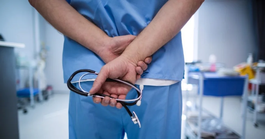 Medicii de familie, reacție la propunerea de validare prin SMS pentru serviciile medicale: „Încalcă spiritul actului medical”
