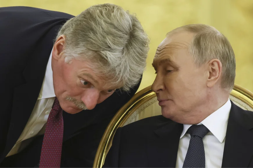 Reacția Kremlinului după ce presa americană a scris că Trump l-a amenințat pe Putin că va bombarda Moscova. Ce a spus Peskov
