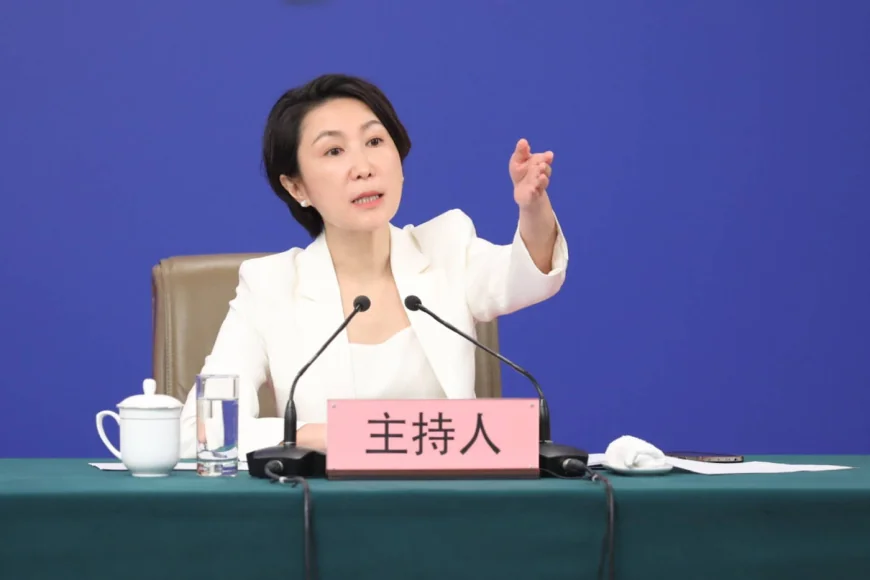 Reacția Chinei după ce Ursula von der Leyen a cerut Beijingului să pună capăt „sprijinului neclintit” pentru Moscova