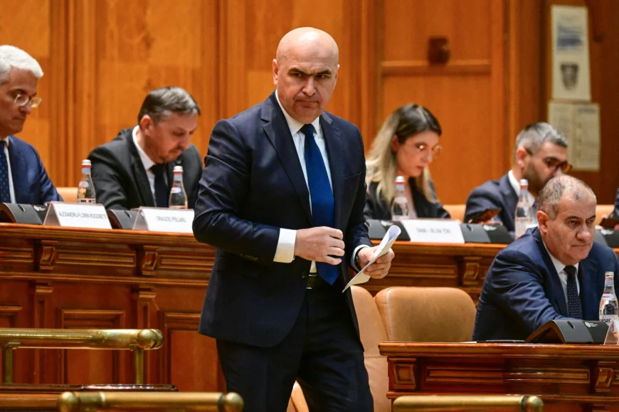 AUR a depus moțiune de cenzură împotriva Guvernului Bolojan. „O formă de protest politic” / Ce șanse are să treacă