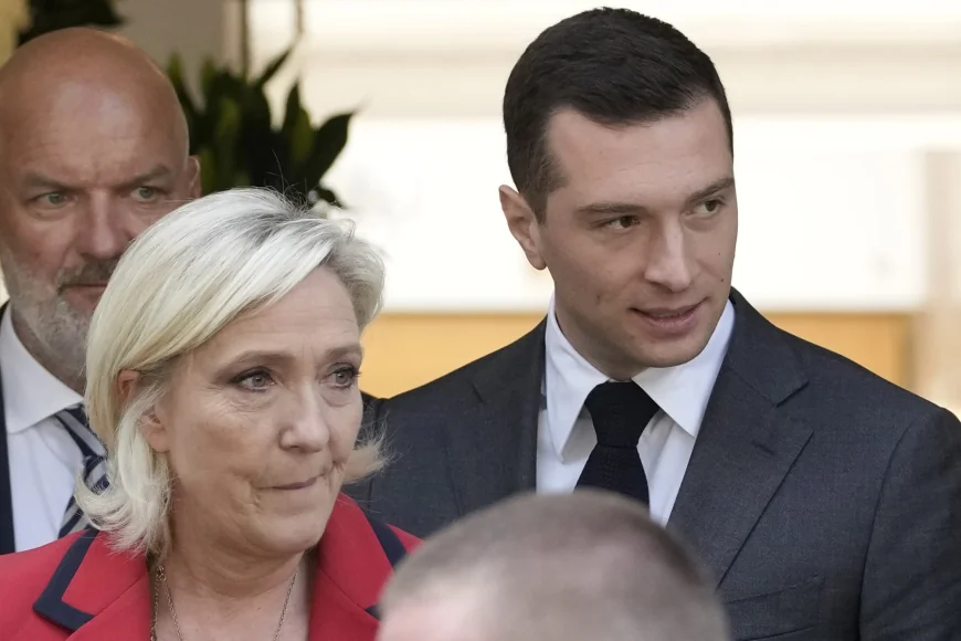 Percheziție la sediul partidului lui Marine Le Pen. Adunarea Națională denunță „o nouă operațiune de hărțuire”